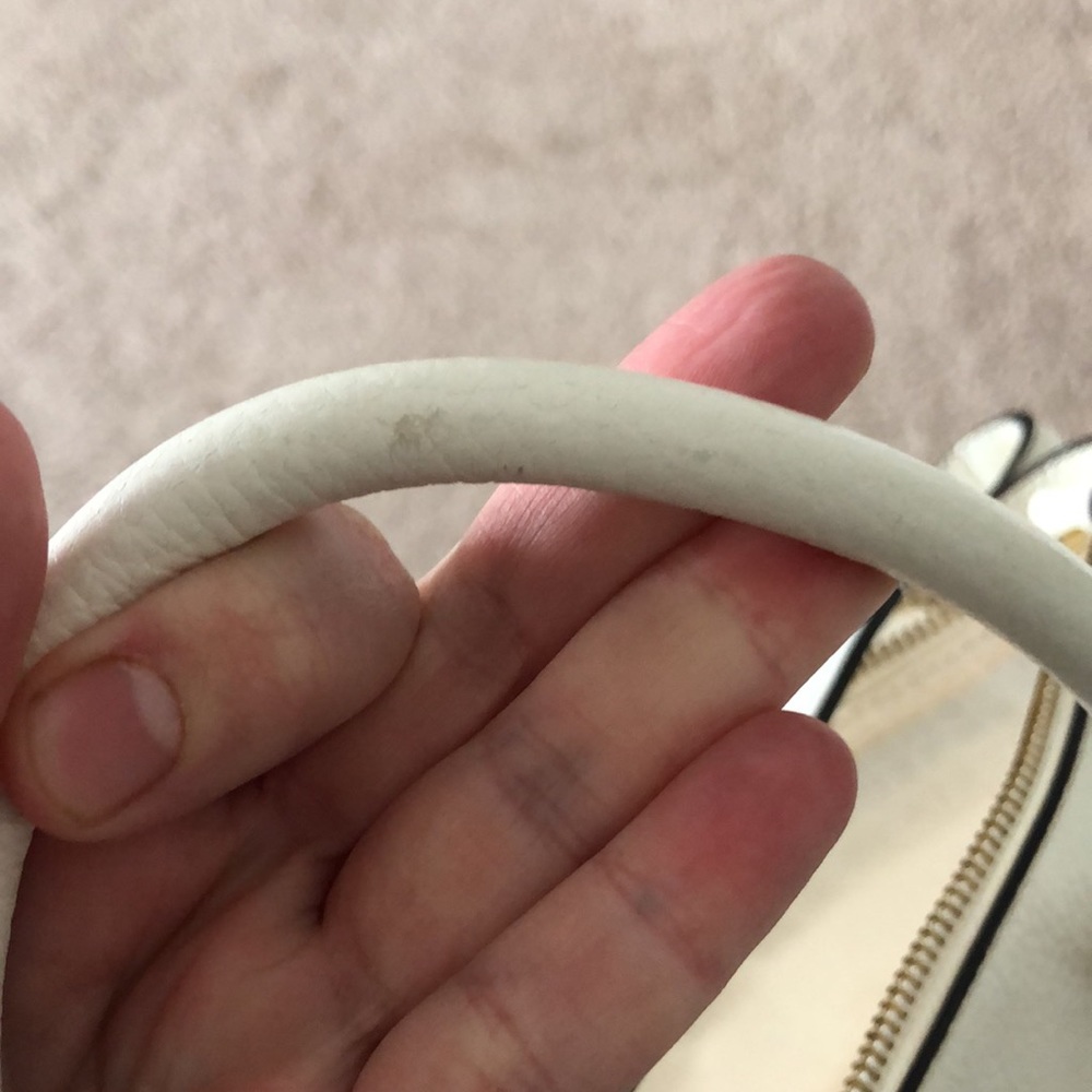 Authentic Kate Spade Double zip crossbody - Picture 9 of 9
